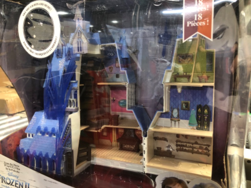 Photo 1 of ***SLIGHTLY DAMAGED BOX***Disney Frozen Ultimate Arendelle Castle Playset Inspired by The Frozen 2 Movie, 5'. Tall with Lights, Moving Balcony, & 7 Rooms with Accessories