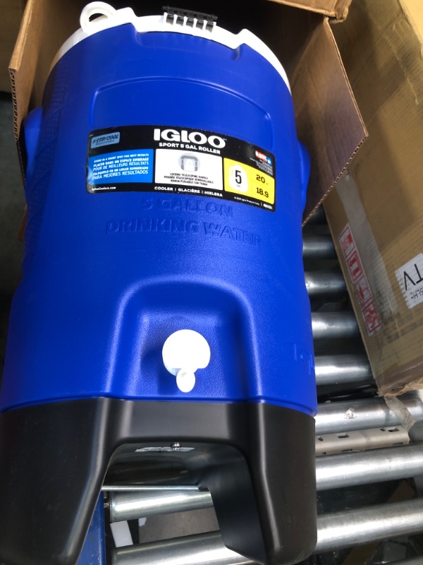 Photo 2 of ****BROKEN LID***Igloo 5 Gallon Wheeled Portable Sports Cooler Water Beverage Dispenser with Flat Seat Lid, Blue, Model Number: 42256 Majestic Blue 5 Gallon