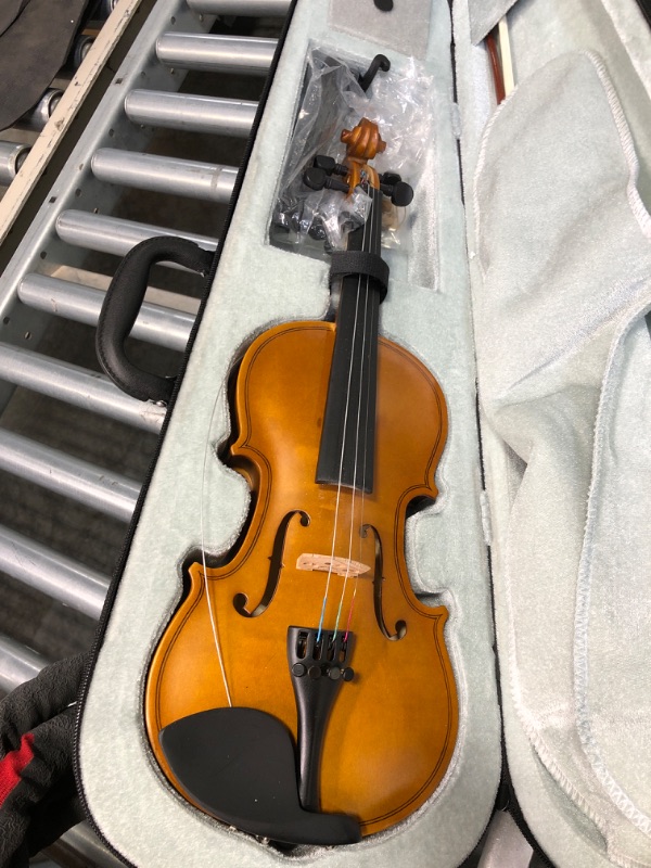 Photo 1 of **BROKEN STRING** Kmise 3/4 Violin Solid Wood Fiddle for Adults Beginners Students Kids,with Hard Case with Hygrometer,Violin Bow,Shoulder Rest,Rosin,Extra Strings (3/4)