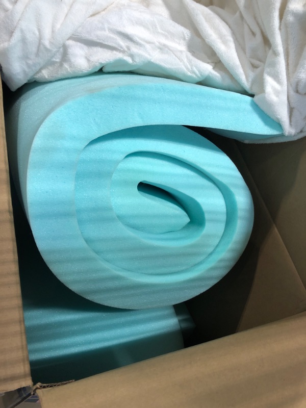 Photo 1 of 2 Inch Gel Infused Memory Foam Mattress Topper – Cooling Mattress Pad – Ventilated and Breathable – CertiPUR Certified - King ** not exact phtoo**