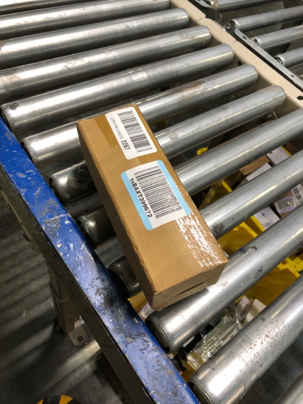 Photo 1 of Diamond Water Bottle Bling Rhinestone Stainless Steel Thermal Bottle Refillable Water Bottle Insulated Water Bottle Glitter Water Bottle with Chain for Women Girls Gifts (Blue, 500 ml) Blue 500 ml