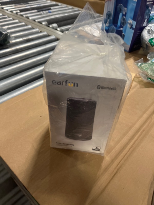 Photo 1 of Bluetooth Speaker