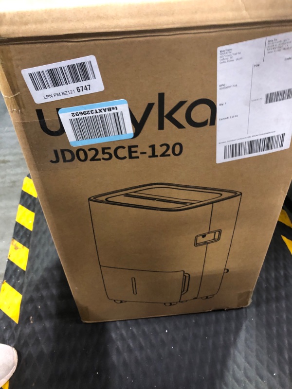 Photo 4 of ****PARTS ONLY NON WORKING- Waykar 120 Pints Energy Star Dehumidifier for Spaces up to 6,000 Sq. Ft at Home, in Basements and Large Rooms with Drain Hose and 1.14 Gallons Water Tank 120 Pints 6000 Sq. Ft***