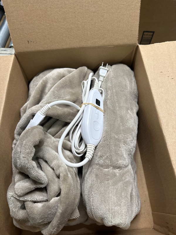 Photo 1 of **NON FUNCTIONING** Tefici Electric Heated Blanket Throw with 3 Heating Levels & 4 Hours Auto Off,Super Cozy Soft Heated Throw with Fast Heating and Machine Washable,Home Office Use,50" x 60" Camel Camel Throw