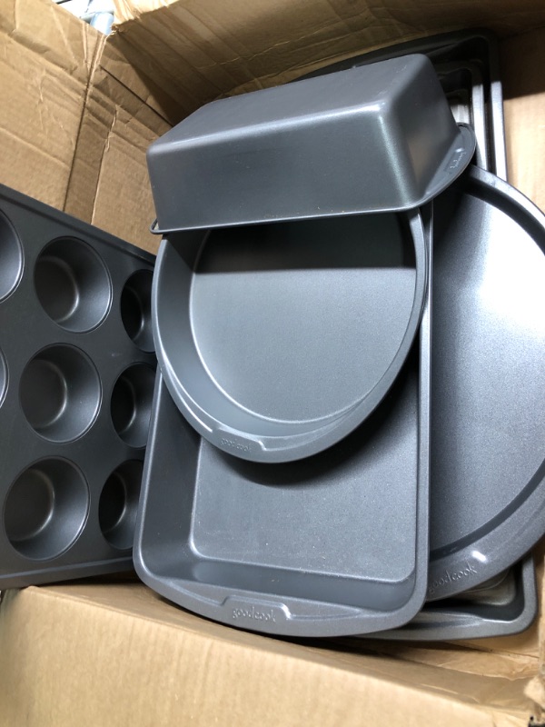 Photo 3 of **VERY VERY USED** GoodCook 7-Piece Assorted Non-Stick Steel Bakeware Set, Gray Assorted Dark Gray