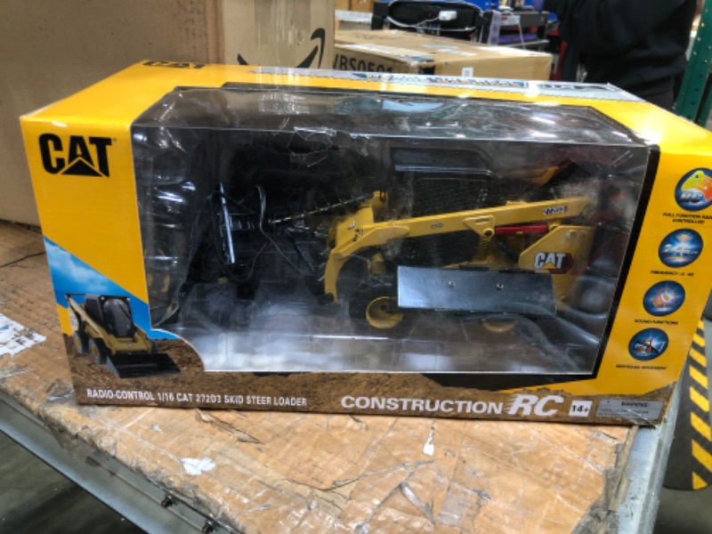 Photo 4 of Diecast Masters RC Cat 297D2 Multi Terrain Loader | Fully Functional Radio Control Loader | 1:16 Scale Model Remote Control, RC Caterpillar Truck Accessories | CAT Yellow Diecast Model 28008