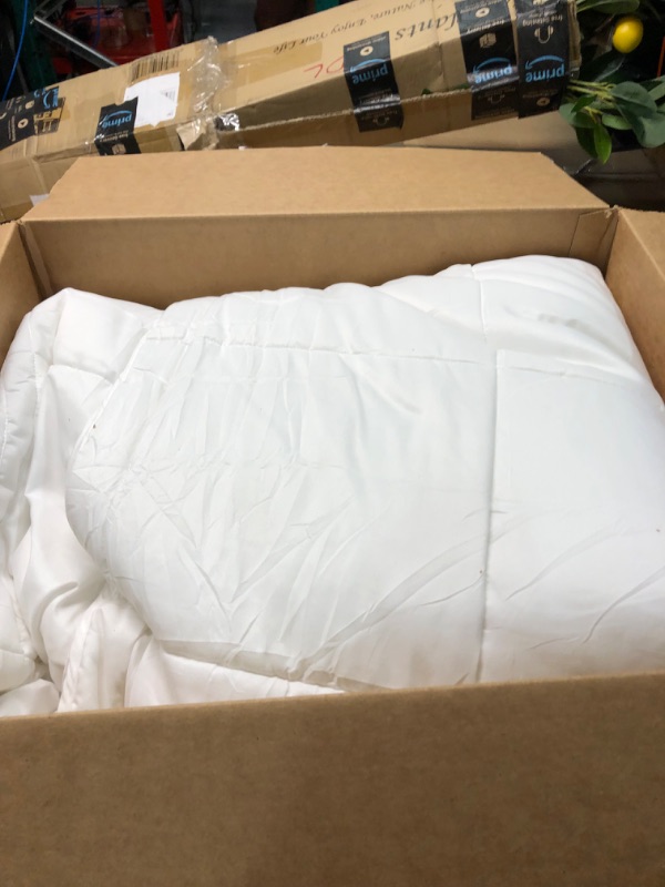 Photo 3 of  Bedding Comforter – All Season Comforter Full Size – White Comforter Full