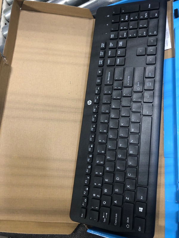 Photo 3 of HP 230 Wireless Keyboard, Numeric Keypad, Wireless, Comfort Design, Sleek and Quiet (3L1E7AA#ABA)