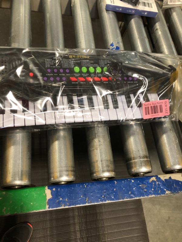 Photo 3 of aPerfectLife Kids Keyboard Piano