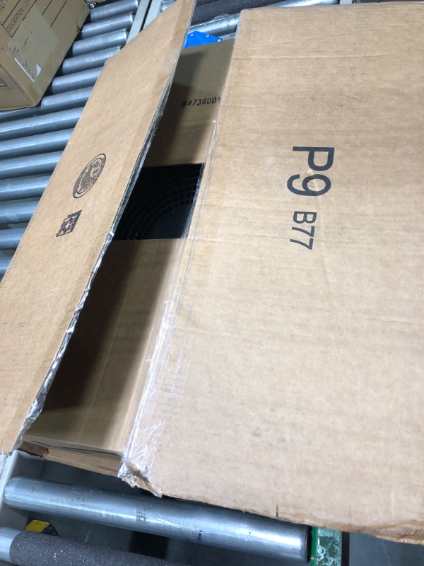 Photo 1 of Amazon Basics 3 Speed Box Fan, 20-Inch 20-inch Box Fan