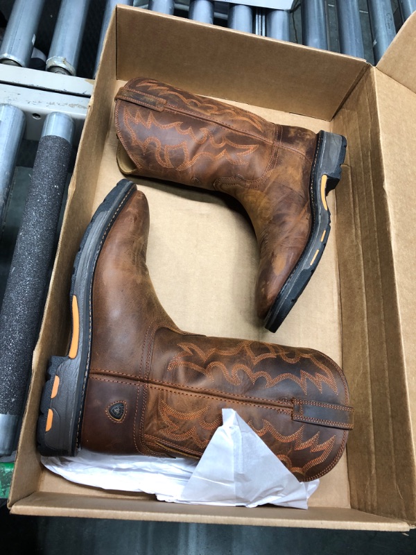 Photo 1 of ARIAT COW BOY BOOTS SIZE 12