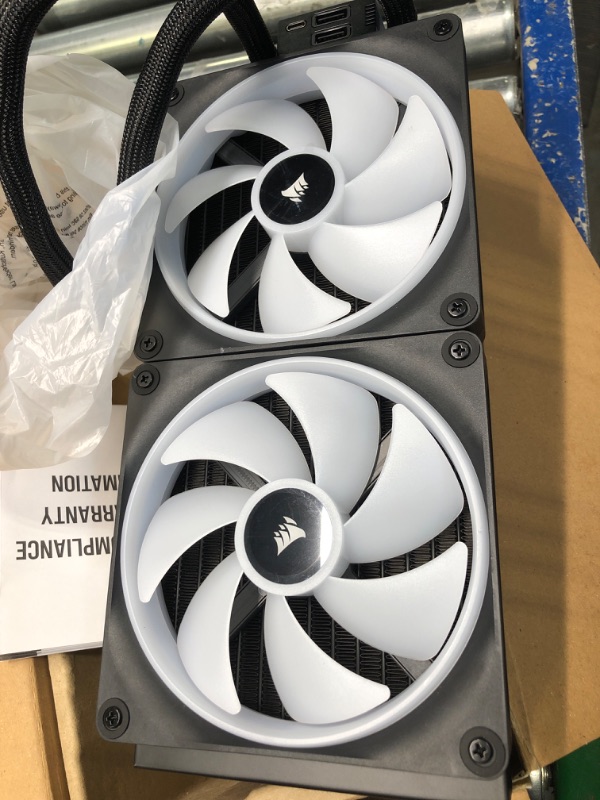 Photo 1 of CORSAIR iCUE Link H115i RGB Liquid CPU Cooler - 280mm AIO - QX140 RGB Fans - Fits Intel® LGA 1700, AMD® AM5 - iCUE Link System Hub Included - Black Black 280mm AIO