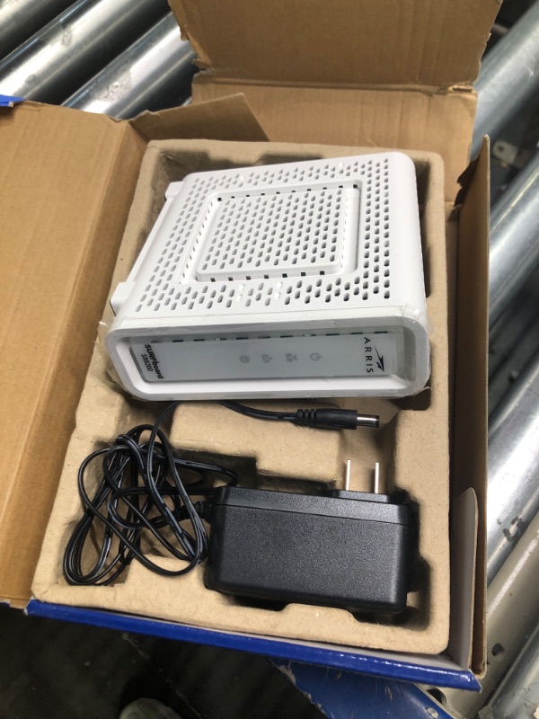 Photo 3 of ARRIS Surfboard | SB8200 DOCSIS 3.1 Modem (1 Gbps Max Internet Speeds) & W130 mAX Plus Mesh AX7800 WiFi 6 AX Router System Bundle (WiFi Coverage 6,000 sq ft) | Mesh with Your Cable Internet DOCSIS 3.1 Modem + AX7800 Mesh System