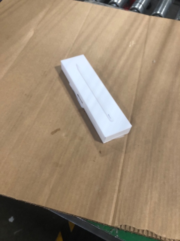 Photo 2 of Apple Pencil (2nd Generation)