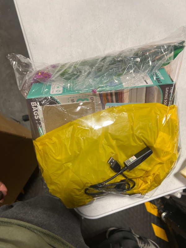 Photo 1 of ***AS IS / NO RETURNS -  FINAL SALE - BUNDLED BAG OF ***
***AS IS / NO RETURNS -  FINAL SALE - BUNDLED BAG OF ***
***AS IS / NO RETURNS -  FINAL SALE - BUNDLED BAG OF ***
