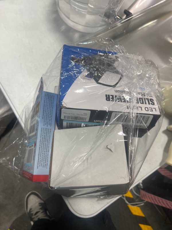 Photo 1 of ***AS IS / NO RETURNS -  FINAL SALE - BUNDLED BAG OF ***
***AS IS / NO RETURNS -  FINAL SALE - BUNDLED BAG OF ***
***AS IS / NO RETURNS -  FINAL SALE - BUNDLED BAG OF ***
***AS IS / NO RETURNS -  FINAL SALE - BUNDLED BAG OF ***
