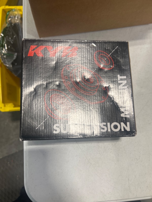 Photo 1 of KYB SM5860 Strut Mount Mounting Component, 1 Pack