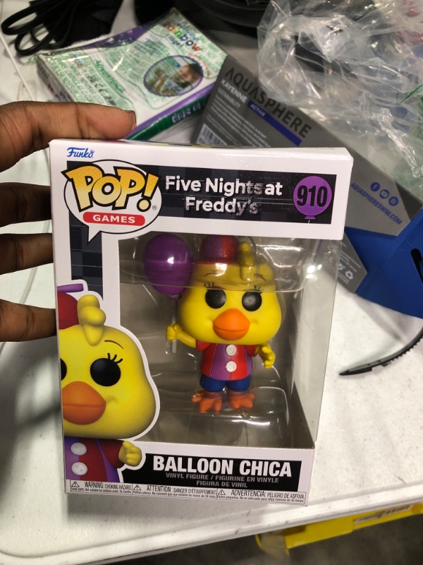 Photo 2 of Funko Pop! Games: Five Nights at Freddy's - Balloon Chica