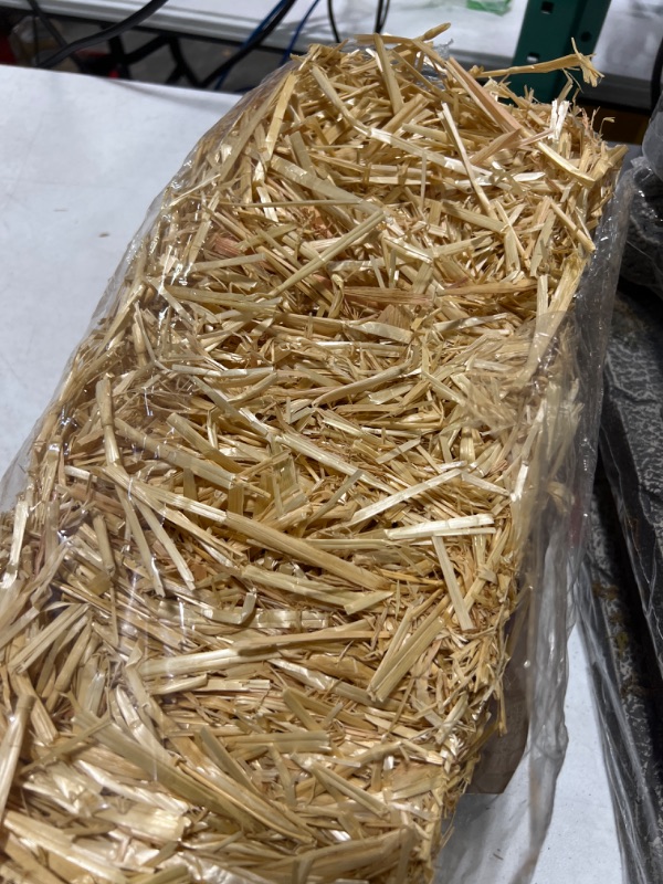 Photo 3 of 20 in. Straw Bale