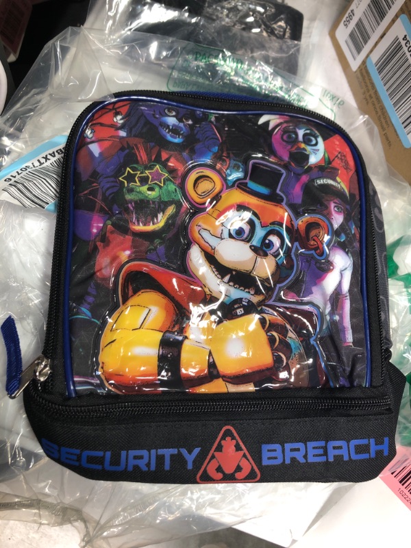 Photo 2 of Five Nights at Freddy's: Security Breach Insulated Lunch Box With Double Compartments
