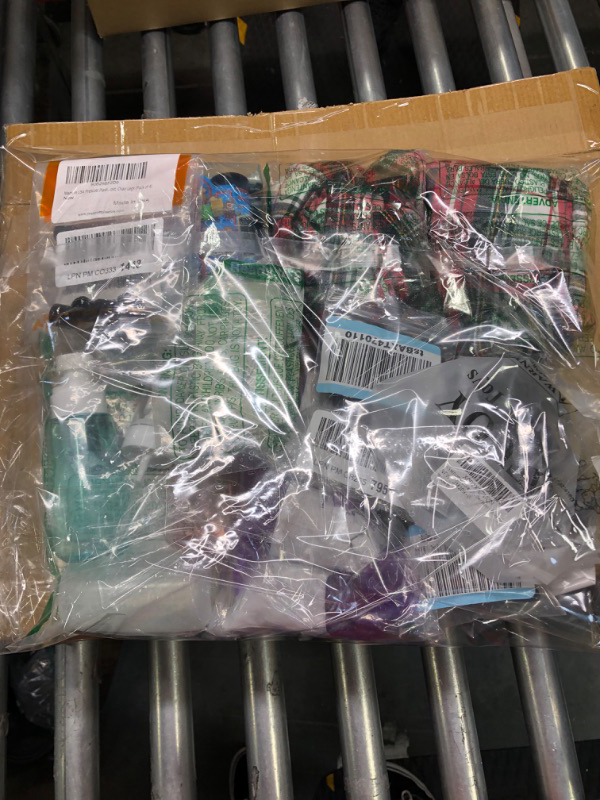 Photo 2 of ***BUNDLED BAG OF HOUSHOLD ITEMS AND TOYS  ***
***AS IS / NO RETURNS -  FINAL SALE***
