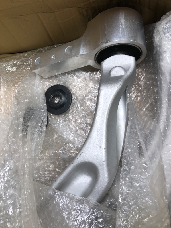 Photo 4 of 2Pc Suspension Front Lower Control Arm and Ball Joint Assembly Compatible With 2009-2015 Ho-nda Pilot (For YF3/YF4 Body Code) (Replace # K621550 K621551 51350SZAA02 51360SZAA02)