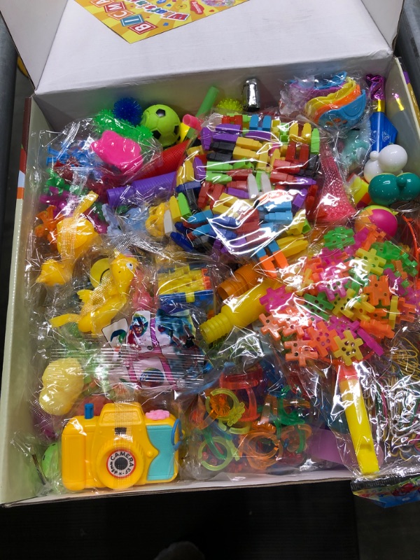 Photo 1 of 628pcs Party Favors for Kids, Fidget Toys Pack, Stocking Stuffers, Fidget Toys Bulk, Birthday Gift Toys, Prize Box, Treasure Box, Goodie Bag Stuffers, Carnival Prizes,Pinata,Classroom Toys,Sensory Toys Party Favor Toys