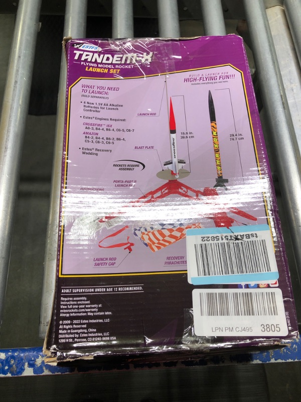 Photo 2 of Estes Tandem-X Launch Set (Amazon and Crossfire ISX) Orange, 30 inches