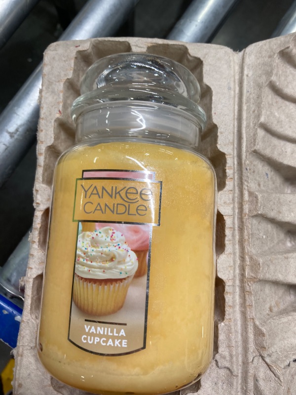 Photo 3 of Yankee Candle Large Jar Candle Vanilla Cupcake