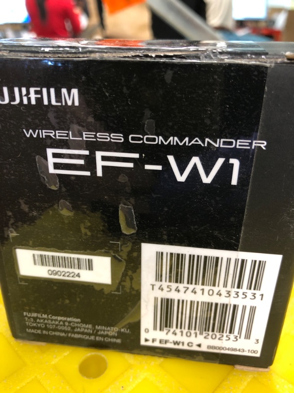 Photo 6 of Fujifilm EF-W1 Wireless Commander (16657855)