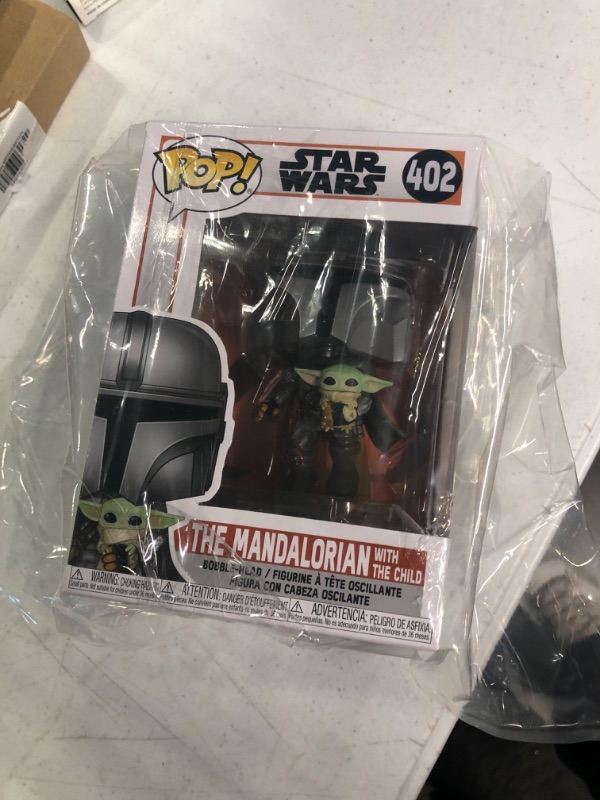 Photo 4 of Funko Pop! Star Wars: The Mandalorian - Mandalorian Flying with The Child Grey