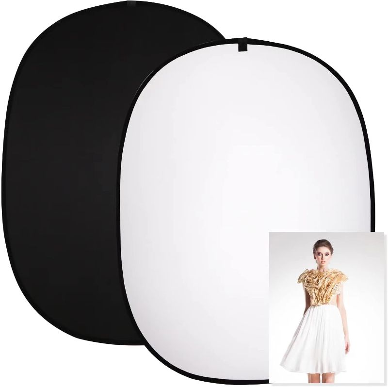 Photo 1 of ) 2 in 1 Cotton Muslin Black White Collapsible Reflector Backgrounds Portable Collapsible Reversible Photography Backdrop with Carrying Bag