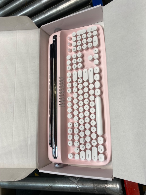 Photo 3 of YUNZII ACTTO B503 Wireless Typewriter Keyboard, Retro Bluetooth Aesthetic Keyboard with Integrated Stand for Multi-Device (B503, Baby Pink)
