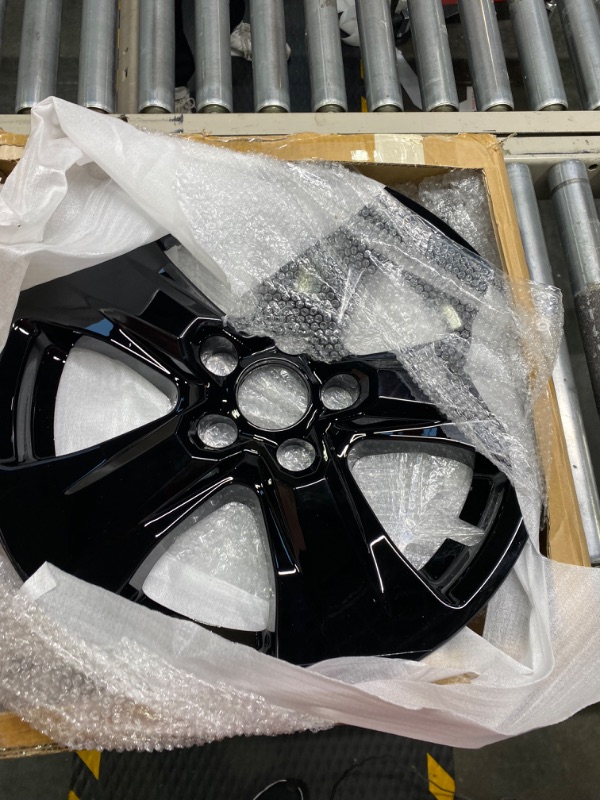Photo 3 of 4Pcs Wheel Hub Cap Kit for Rav4, Glossy Black Wheel Skins Hubcap Replacement for Rav4 XLE LE 2019 to 2023

