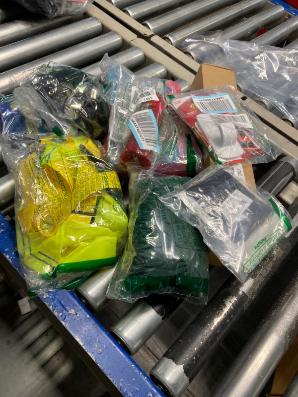 Photo 1 of ***AS IS / NO RETURNS -  FINAL SALE***
***BUNDLED BAG OF  ***
