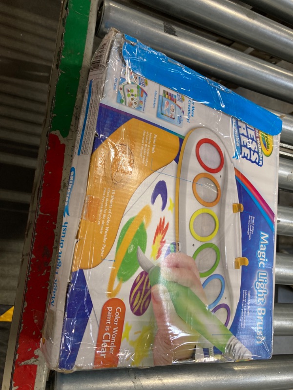 Photo 1 of Crayola Color Wonder Magic Light Brush, Mess Free Painting, Gift for Kids, 3, 4, 5, 6