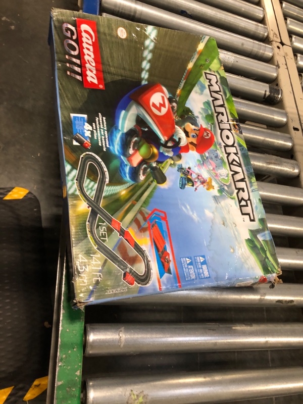 Photo 2 of Carrera Mario Kart 8 Racing Track Set