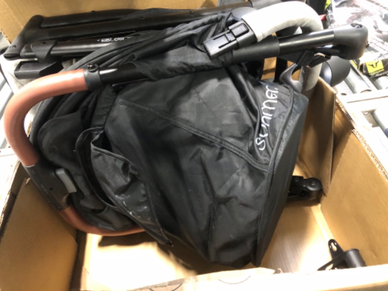 Photo 1 of Summer Infant 3Dquickclose CS+ Compact Fold Stroller – Lightweight Stroller with Oversized Canopy, Extra-Large Storage and Compact Fold