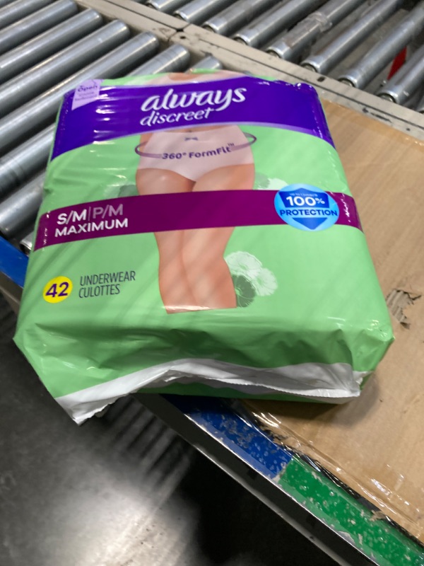 Photo 1 of Always Discreet Incontinence Underwear for Women Maximum Absorbency, S/M, 42 Count Small