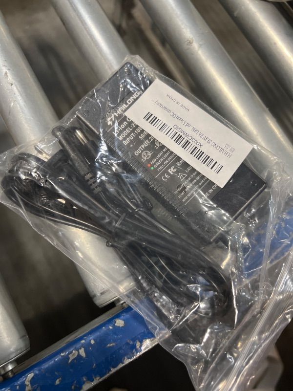 Photo 1 of H HAILONG 29.4V 2A Lithium ion Battery Charger for 25.2V 25.9V 24V Battery with 2 Plugs (8mm 3-Prong and DC 5.5 x 2.1 mm Plug) 29.4V 2 PLugs for 25.2V Lithium 5.5mm DC&8mm 3 prong