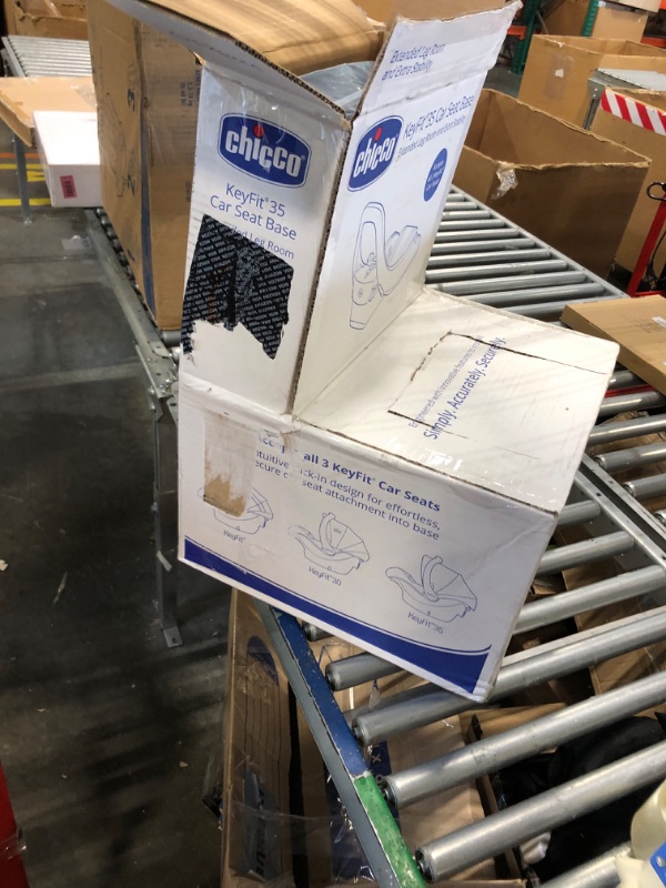 Photo 1 of Chicco KeyFit 35 Infant Car Seat Base - Anthracite