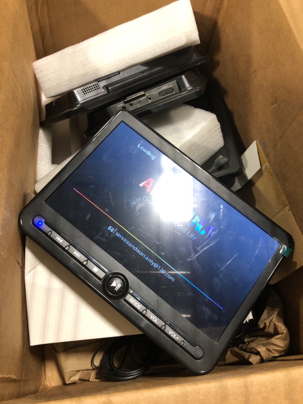 Photo 3 of ***only one works, other for parts***
10.5" Dual Screen Portable DVD Player for Car, Arafuna 5-Hour Rechargeable Car DVD Player with Full HD Digital Signal Transmission, Headrest DVD Player Support USB/SD, Regions Free(1 Player+1 Monitor)