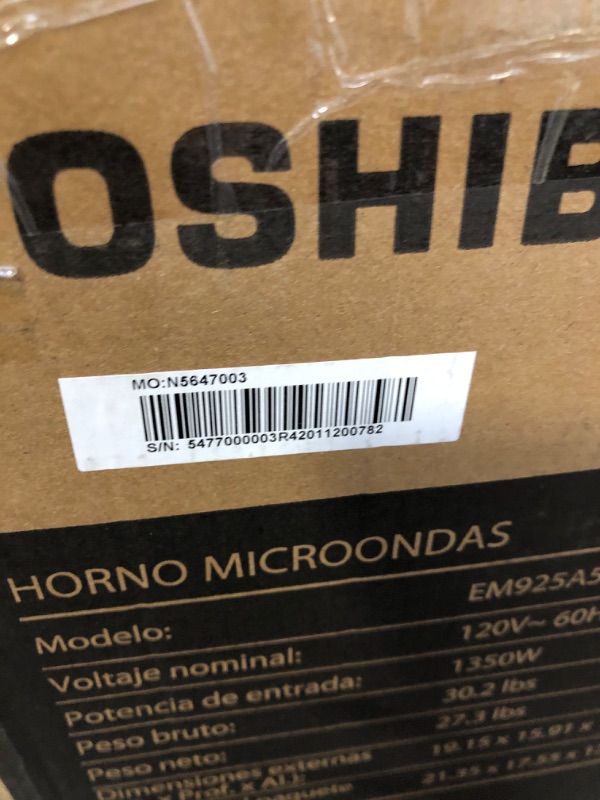 Photo 1 of **FOR PARTS**TOSHIBA EM925A5A-SS Countertop Microwave Oven, 0.9 Cu Ft With 10.6 Inch Removable Turntable, 900W, 6 Auto Menus, Mute Function & ECO Mode, Child Lock, LED Lighting, Stainless Steel