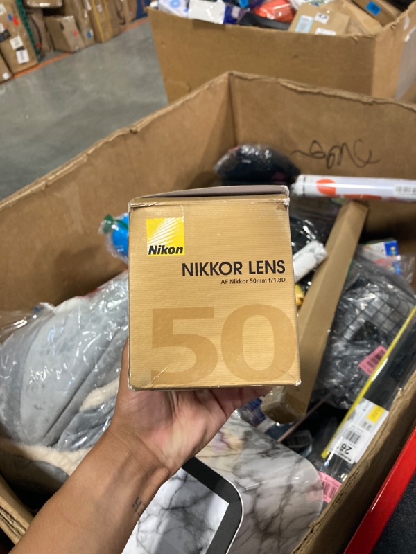 Photo 1 of Nikon AF FX NIKKOR 50mm f/1.8D Lens with Auto Focus for Nikon DSLR Cameras (Renewed)