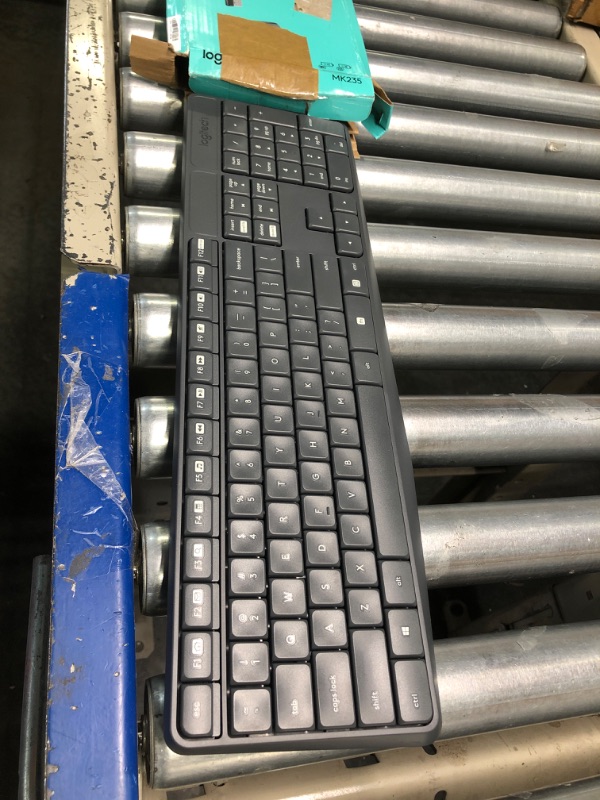 Photo 2 of ***FOR PARTS ONLY***

Logitech MK235 Wireless Keyboard and Mouse Combo for Windows, USB Receiver, 15 FN Keys, Long Battery Life, Compatible with PC, Laptop