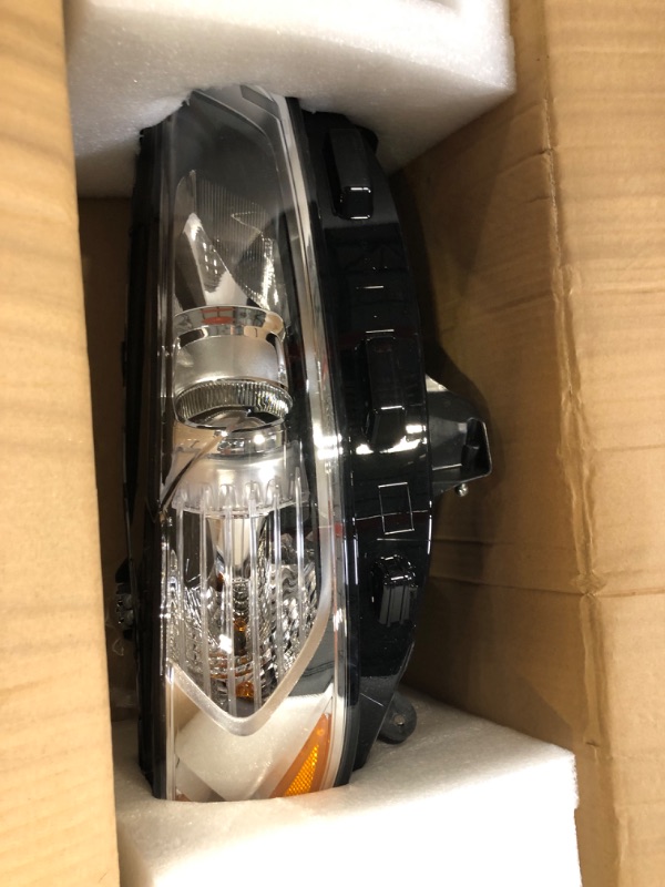 Photo 1 of for Ford Fusion Headlight Assembly 2013 2014 2015 2016 Halogen Projector Headlamp Replacement Black Housing Clear Lens Head Light Chrome Front Lamp Right Passenger Side RH DS7Z13008A