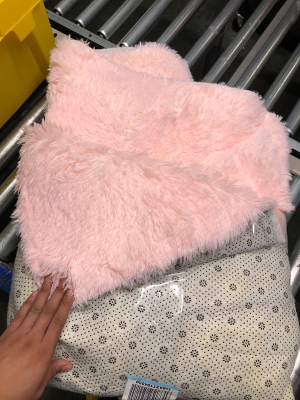 Photo 2 of Pink Area Rug for Girls Bedroom,Fluffy Shag Rug 4'X6' for Living Room,Furry Carpet for Kids Room,Shaggy Throw Rug for Nursery Room,Fuzzy Plush Rug for Dorm,Pink Carpet,Cute Room Decor for Baby