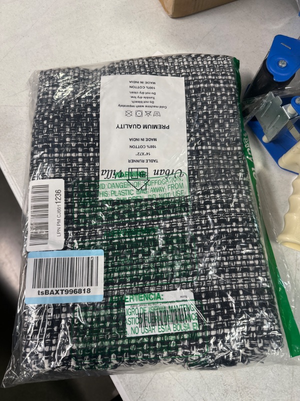 Photo 1 of Urban Villa Table Runner 100%Cotton Two Tone Tablerunner Home Kitchen Dining Décor Table Runner 14''x72'' Black/White Table Runner with Fringes Cocktail Party Wedding BBQ's Everyday use Table Runner 14" x 72" Black/White