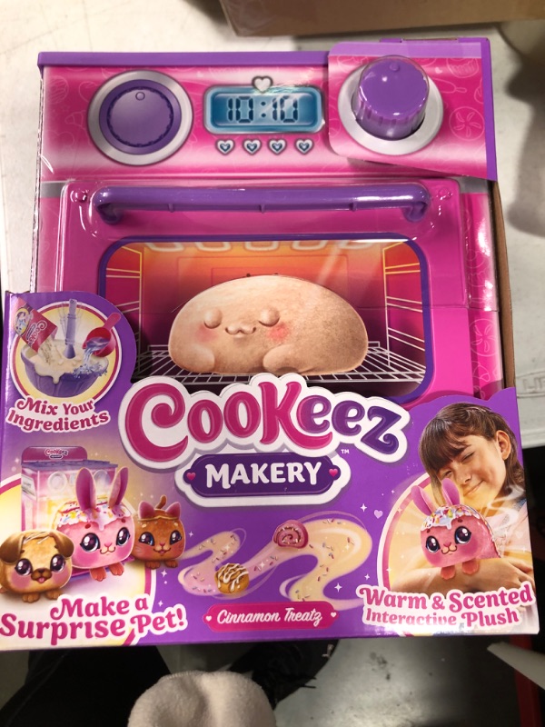 Photo 2 of COOKEEZ MAKERY Cinnamon Treatz Oven. Mix & Make a Plush Best Friend! Place Your Dough in The Oven and Be Amazed When A Warm, Scented, Interactive, Friend Comes Out! Which Will You Make?