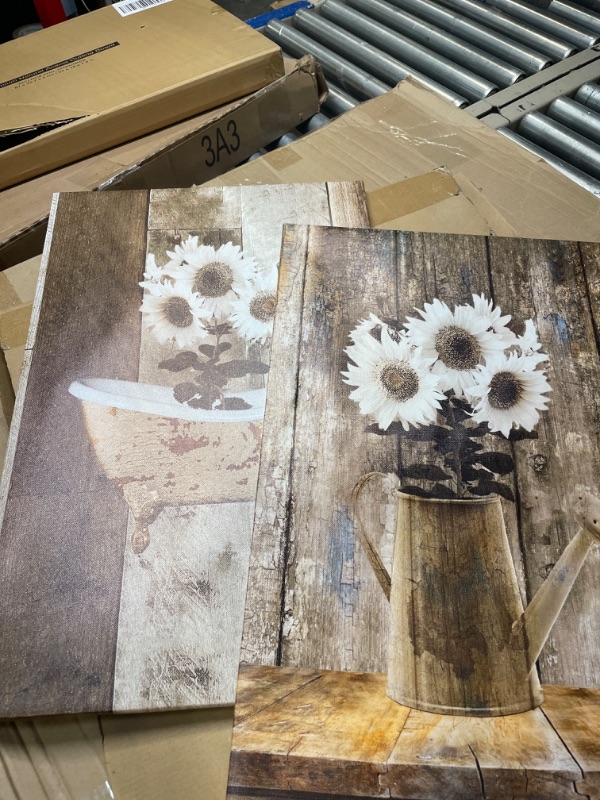 Photo 2 of 2 pcs Framed Rustic Farmhouse White Sunflowerf Canvas Wall Art Vintage Flower Wood Grain Bathtub Pictures Paintings Posters Prints Wall Decor for Bathroom Living Room Bedroom Hotel Artwork 16x24inch×2 Flower 16×24inch×2pcs